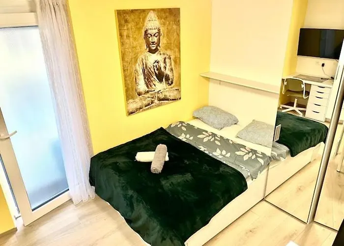 Center In The Heart Of Berta - Self Checkin Apartman