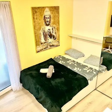 Center In The Heart Of Berta - Self Checkin Apartman
